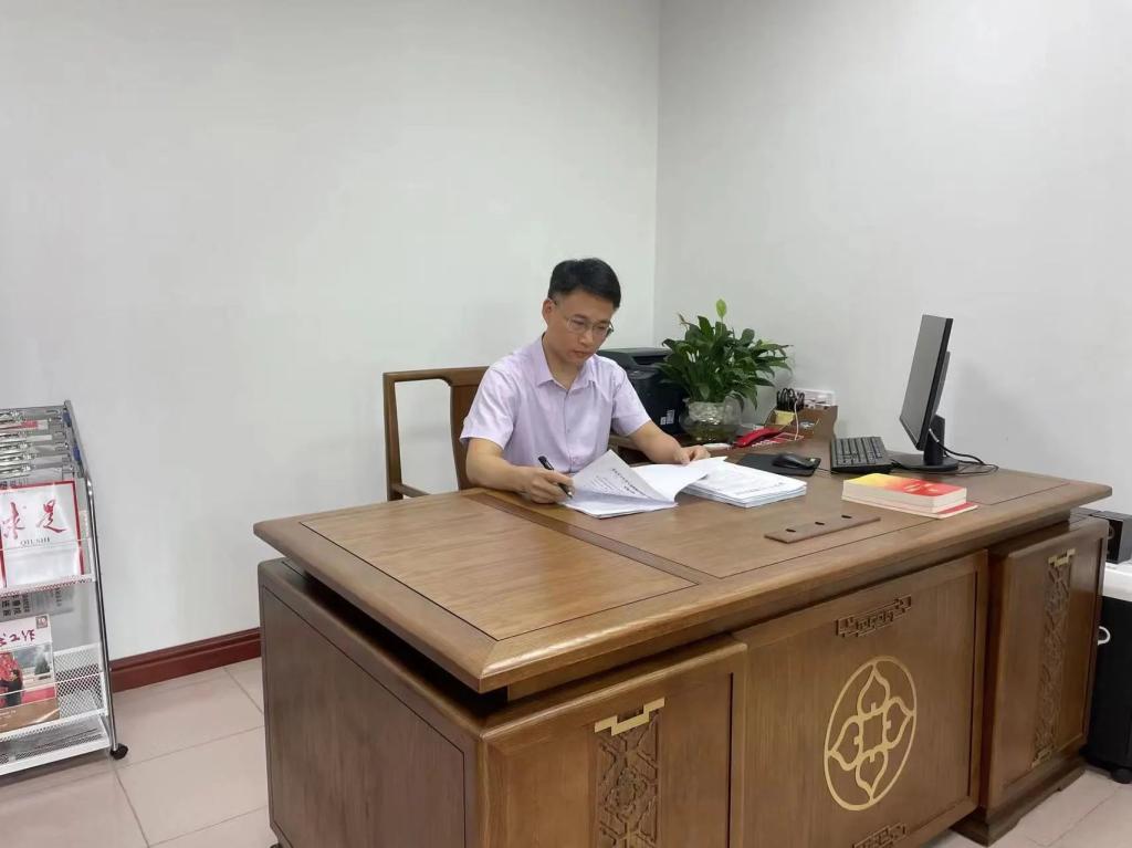 贏得行业内外的充分肯定和广泛尊重